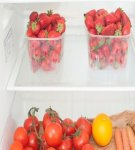 How to store strawberries in the refrigerator, the best ways and tips