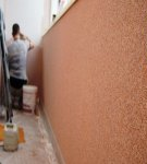 How to properly decorate the balcony with decorative plaster with your own hands