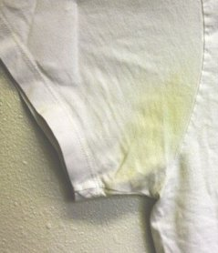 22 Remedies For How And How To Remove Underarm Stains From Black And Colored Clothes