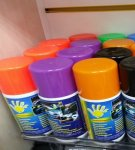 The composition and types of paints in plastic canisters, how to apply the spray correctly