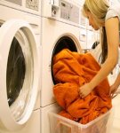 How to properly machine wash a blanket, choosing a mode and temperature at home