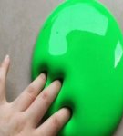 Step-by-step recipe for making shiny slime with your own hands at home