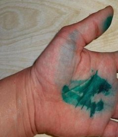 How to quickly wash off shiny green from the skin, 25 ways to remove it with chemistry and folk remedies