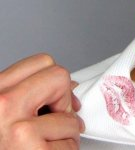 How to quickly wash off lipstick at home, 20 best remedies