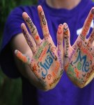 20 Best Remedies You Can Quickly And Easily Wipe A Felt-Tip Pen From Your Skin