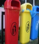 Types and labeling of containers for selective waste collection and how to sort