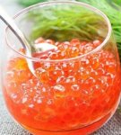 How and how much can red caviar be stored at home?