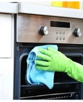 How and what to quickly clean the oven from fat and carbon deposits at home