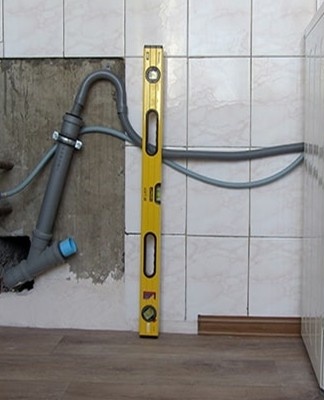 plug the washing machine into an outlet