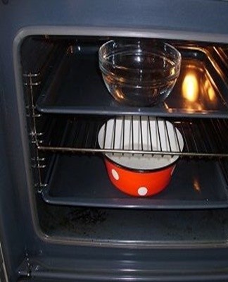 Ammonia even dissolves old dirt.