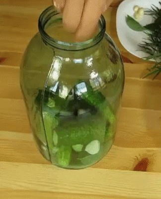 cucumbers in a jar