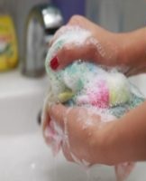 15 remedies to remove watermelon stains from clothes at home