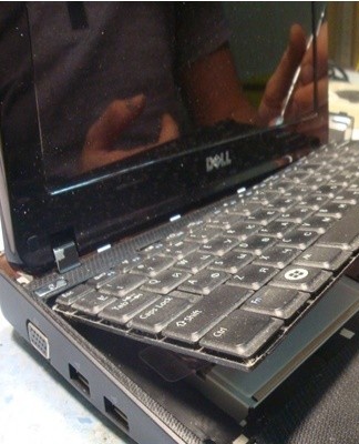 First, the computer keyboard must be disconnected from the network (if the laptop - turn it off).