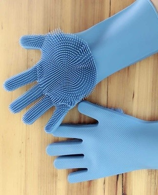 Silicone gloves allow you to do the dishes without using sponges