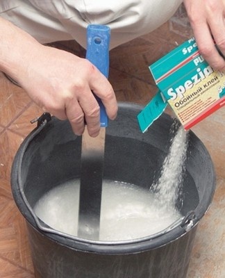 wallpaper paste dilution process