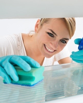 Quickly removes even stubborn dirt.