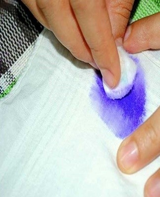 A cotton is impregnated with refined essence.