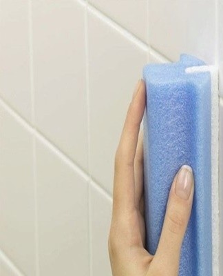 Due to soap stains, the glossy surface of the tile becomes matt.