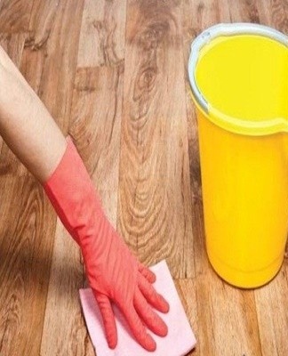 Always wear rubber gloves when handling gasoline, kerosene and turpentine.