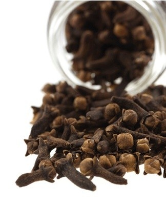 The aroma emanating from the buds of cloves scares away insects.