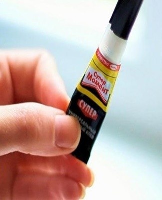 After applying the solvent, the stain is washed well with soapy water, and finally with clear water.