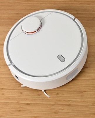 The robot is equipped with a special cyclone filter, 2 brushes and costs 22,000 rubles.