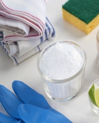 In addition to cleaning, citric acid helps whiten dishes.