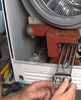 Before you change the heating element yourself at home, you need to properly prepare