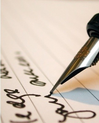 The method involves the use of a mixture of table salt and baking soda (1: 1), as well as lemon juice.