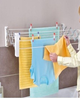 When wet clothes need to be dried urgently, you can turn on the device that circulates the air in the room.