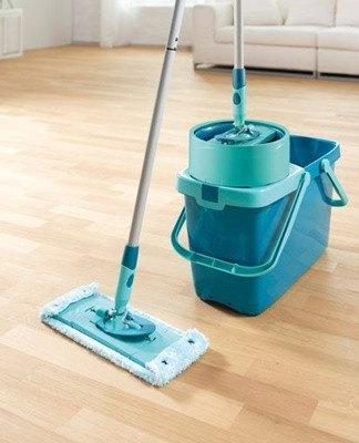 After use, the appliance must be cleaned: change the water in the tank, wash the accessories.