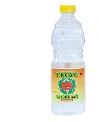 Vinegar essence is mixed with water and applied to stains.