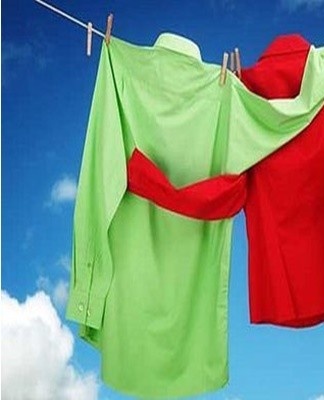 Men's shirts, women's lavsan blouses are hung up, buttoned up, after drying they are not ironed.