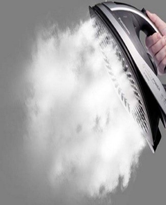 To iron the veil, set the minimum heat of the iron and check the effect on a small area of the fabric.