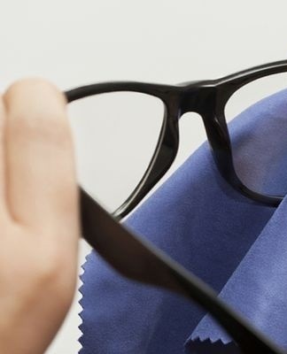 TOP 8 tools and methods for cleaning glasses, maintenance rules