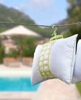 How to wash pillows made of different materials at home