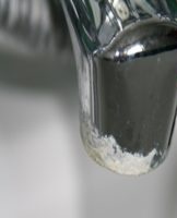 11 best methods to remove and clean limescale