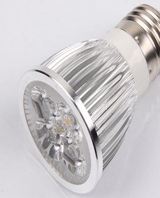 To disassemble the glass, it is enough to pick it up in any convenient place at the junction.