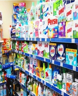 Experienced housewives recommend using oxygen powder for localized removal of contaminants.