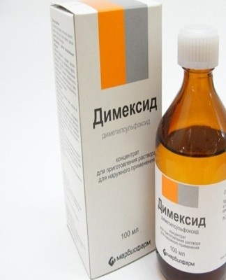 Cleans light colored clothes made from natural fabrics