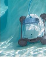The best ways to maintain and clean swimming pools, an overview of popular vacuum cleaners