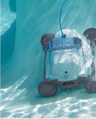 The best ways to maintain and clean swimming pools, an overview of popular vacuum cleaners