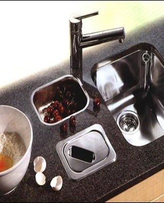 Every kitchen owner wants the headset, in addition to being durable, to have an attractive appearance.