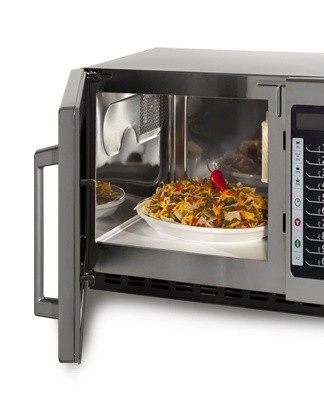 A cage equipped with rollers is necessary to drive the pallet.