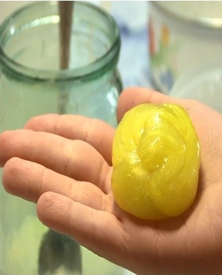 This method is suitable if you end up with a liquid, sticky mass instead of a thick plastic toy.