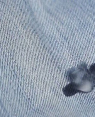 12 ways to quickly remove wax from clothes at home