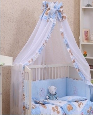 Decorative brackets made by designers and used for decoration are usually attached to the wall.