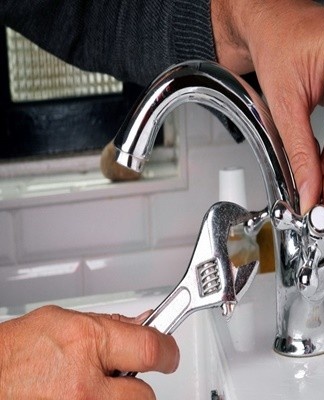 Faucets with a pair of valves are a classic type of plumbing fixtures.