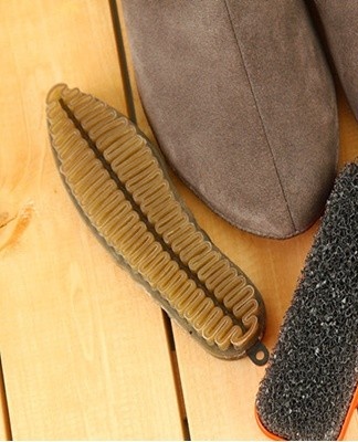It is recommended to process the velvety material with special erasers for suede shoes.
