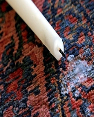 Fabrics with unstable stains are treated with talc, chalk powder, potato starch.
